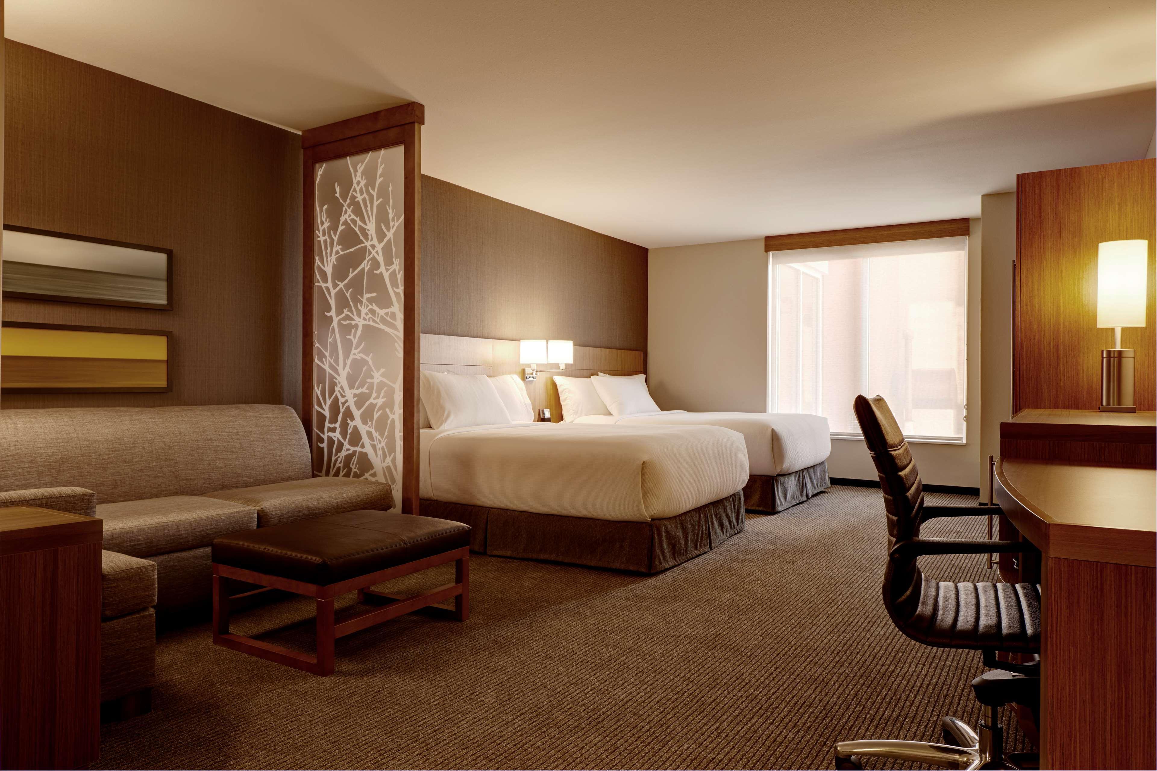 Hyatt Place Madison/Verona Bagian luar foto
