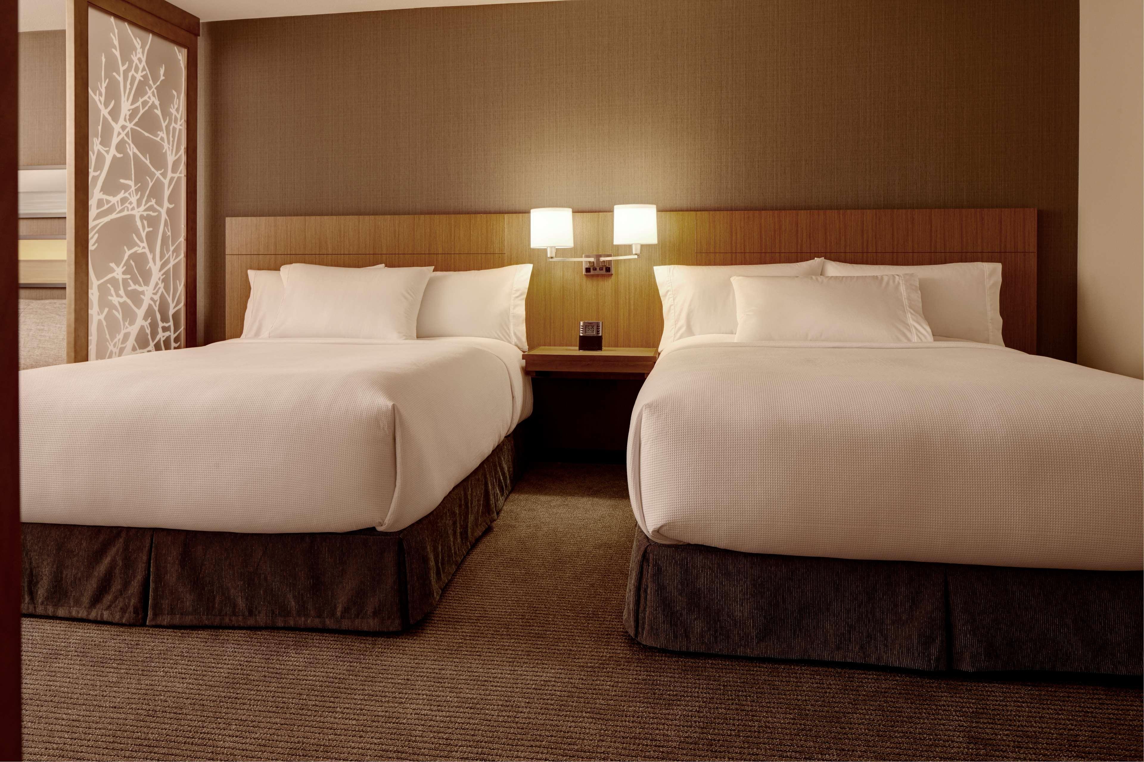 Hyatt Place Madison/Verona Bagian luar foto