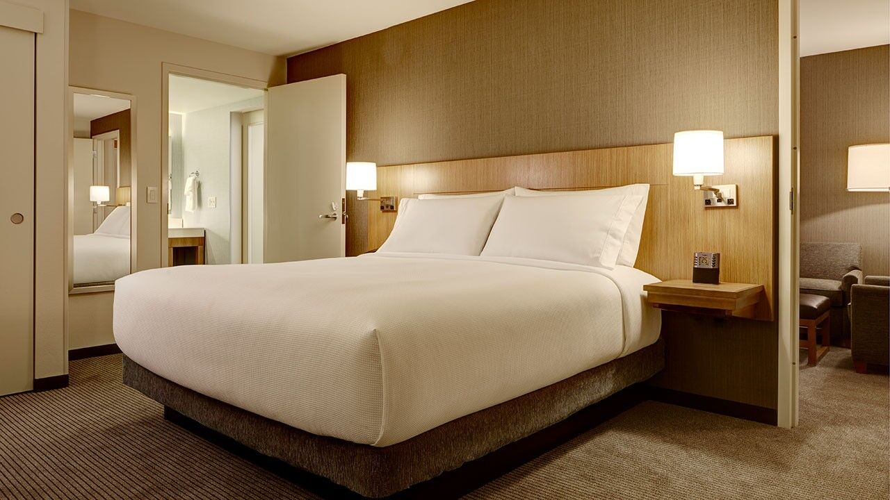 Hyatt Place Madison/Verona Bagian luar foto
