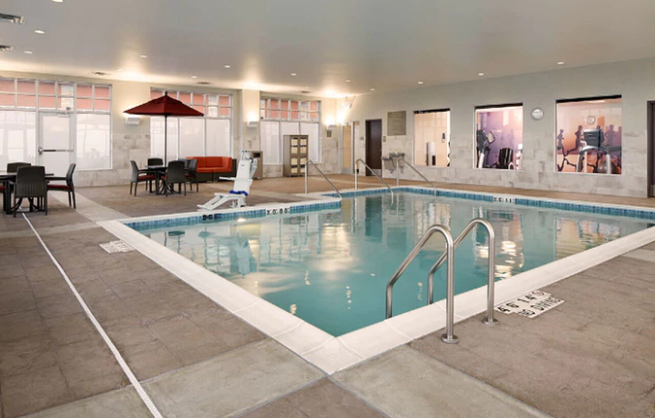 Hyatt Place Madison/Verona Bagian luar foto